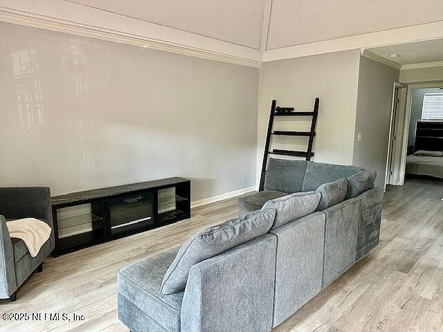 3878 La Mirada Dr N UNIT 8 Jacksonville, FL 32217 - Thumbnail 2