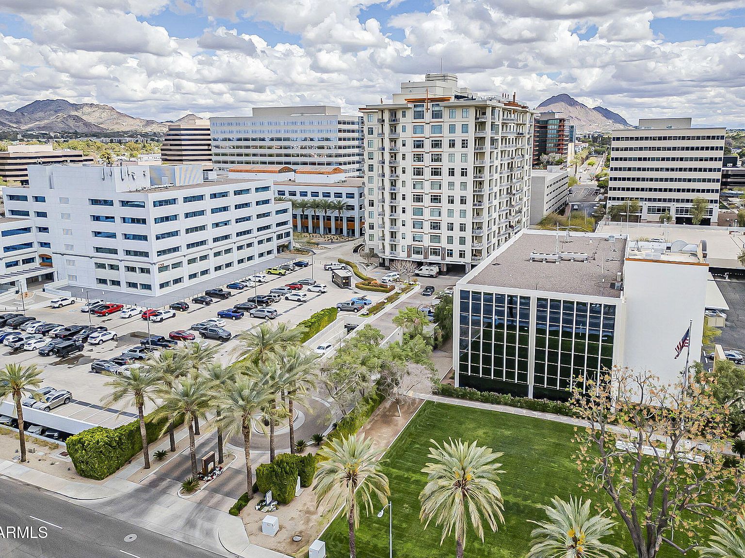 2211 E Camelback Rd Unit 604 Phoenix, AZ 85016 - Thumbnail 2