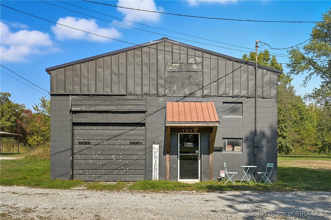 1519 Burton Dr Scottsburg, IN 47170 - Thumbnail 2