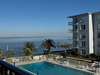 3857 Indian Trl UNIT 305 Destin, FL 32541 - Thumbnail 2