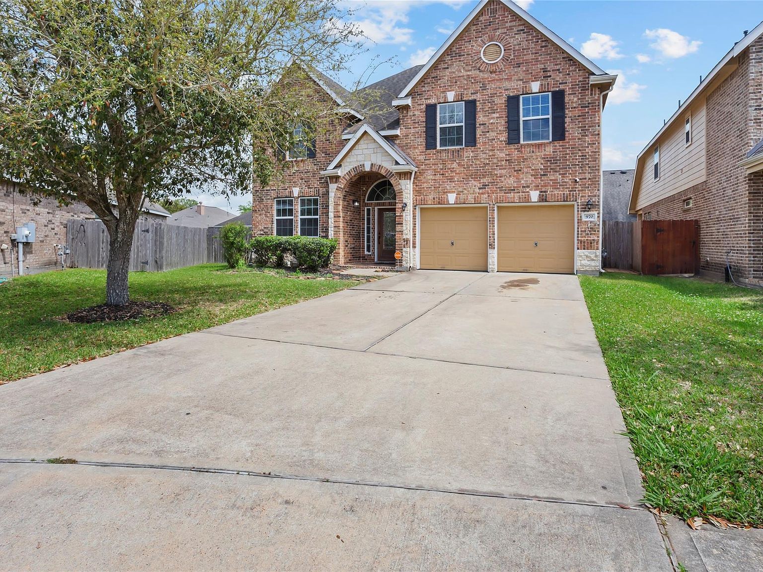 970 Jennifer St Alvin, TX 77511  | Single Family