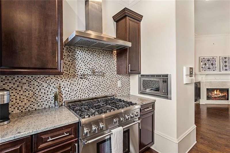 629 Ne A Blvd Atlanta, GA 30308 - Thumbnail 2