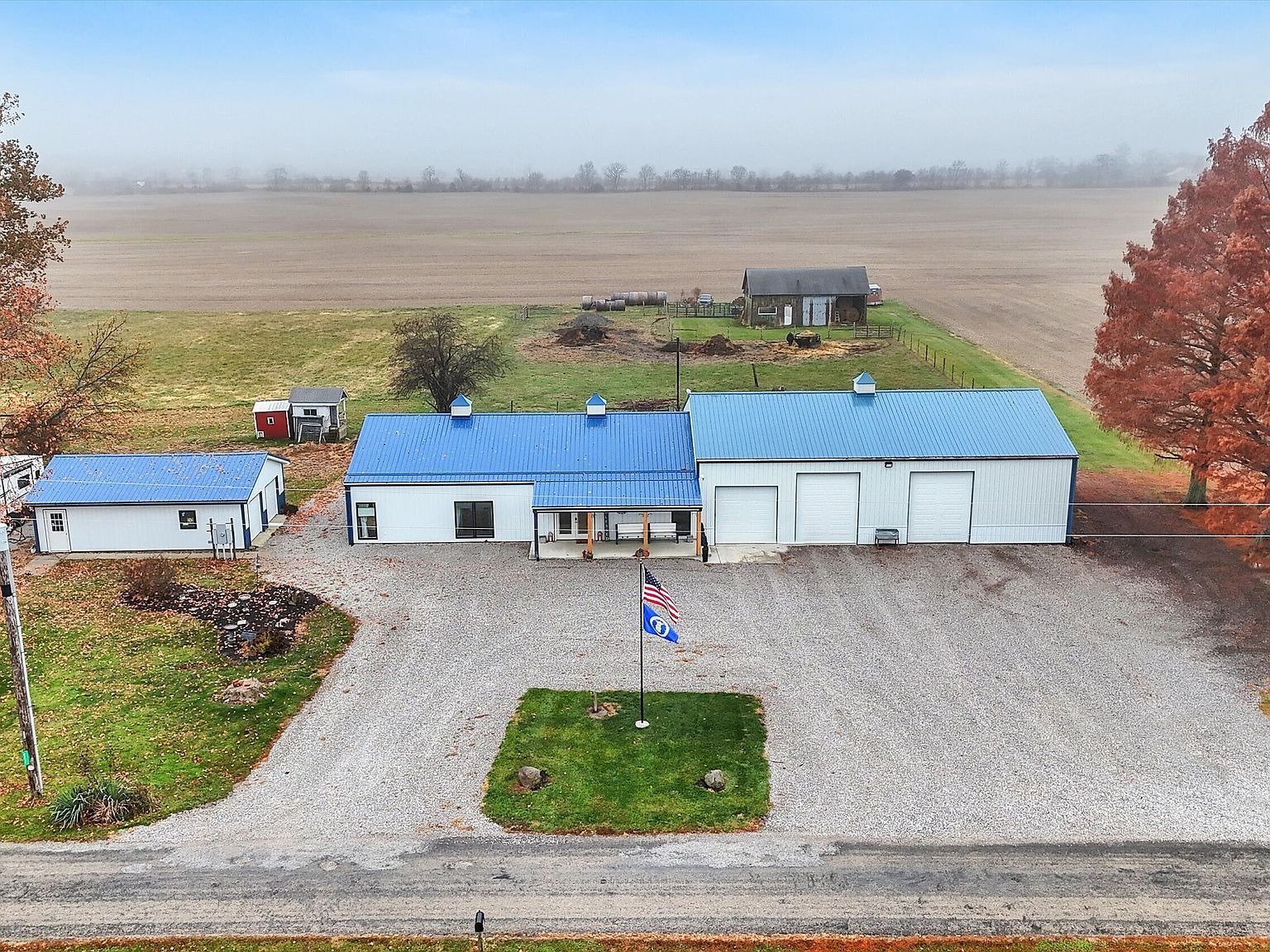 8257 S County Road 1075 W Charlottesville, IN 46117 - Thumbnail 2