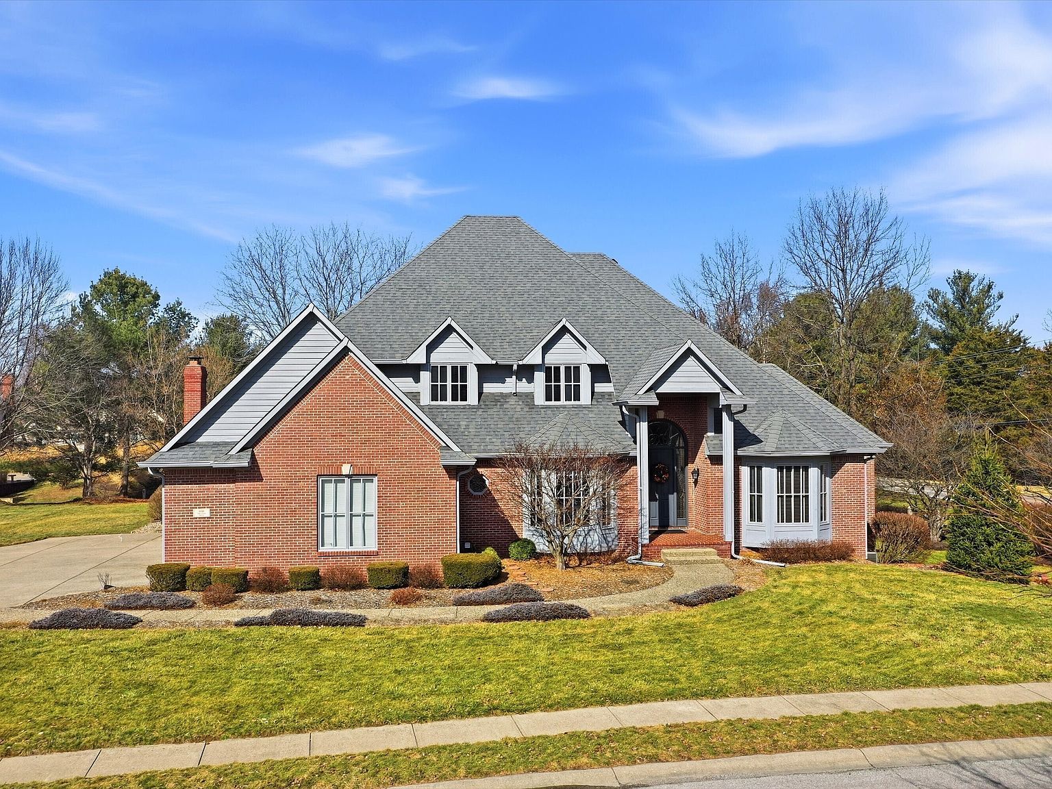 6010 Fawnwood Dr Greenwood, IN 46143 - Thumbnail 2