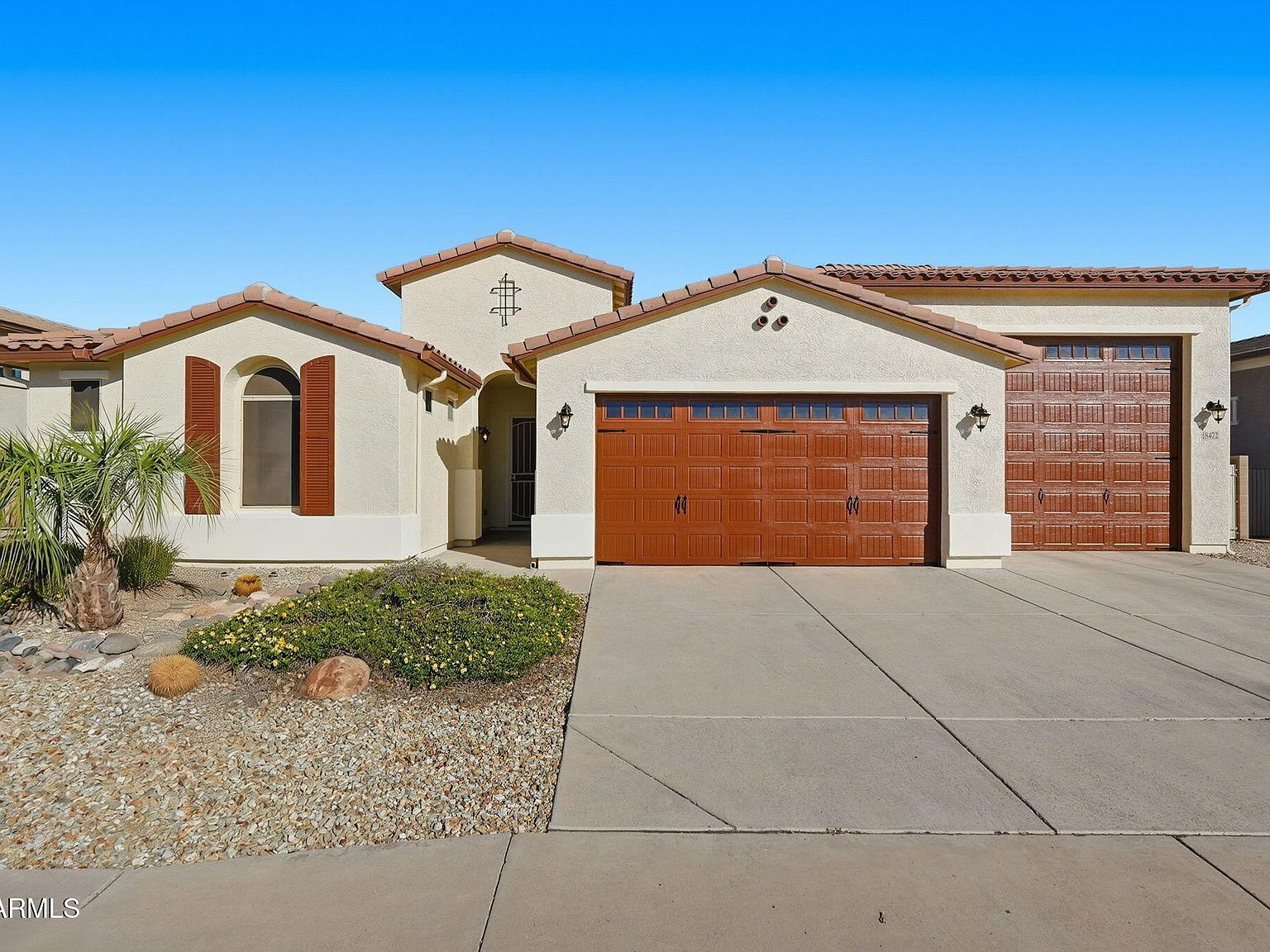 18472 W Marshall Ln Surprise, AZ 85388 - Thumbnail 2