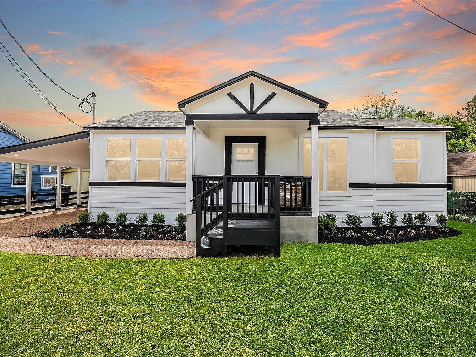 110 Harris Ct Houston, TX 77009  | Single Family