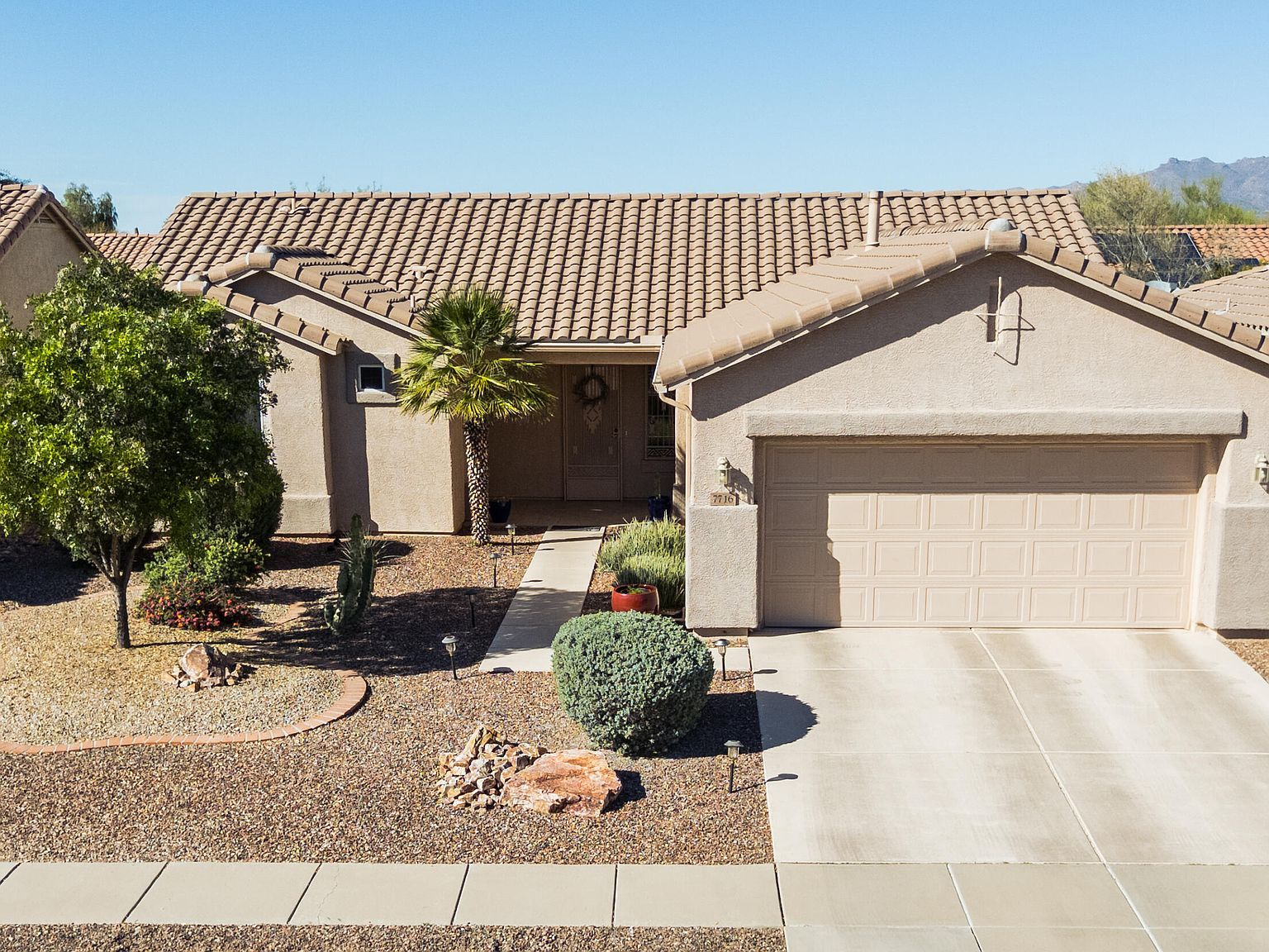 7716 W Cathedral Canyon Dr Tucson, AZ 85743 - Thumbnail 2