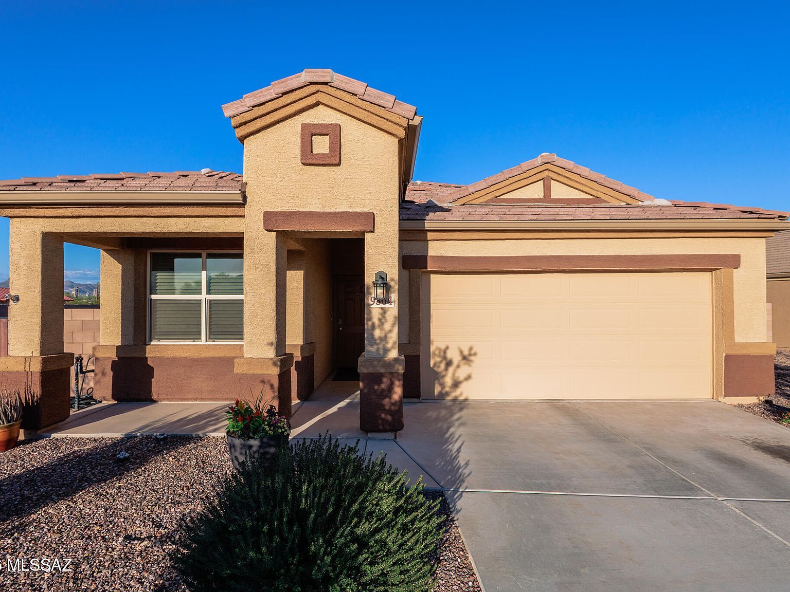 9304 W Tenaza Ln Marana, AZ 85653  | Single Family