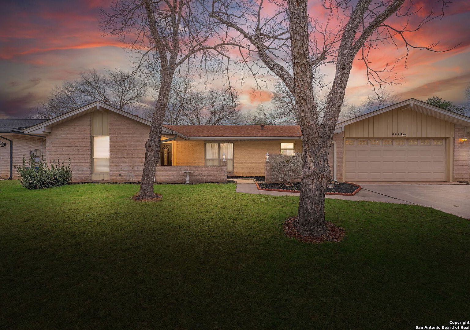 8223 Joe Dimaggio St San Antonio, TX 78240 - Thumbnail 2