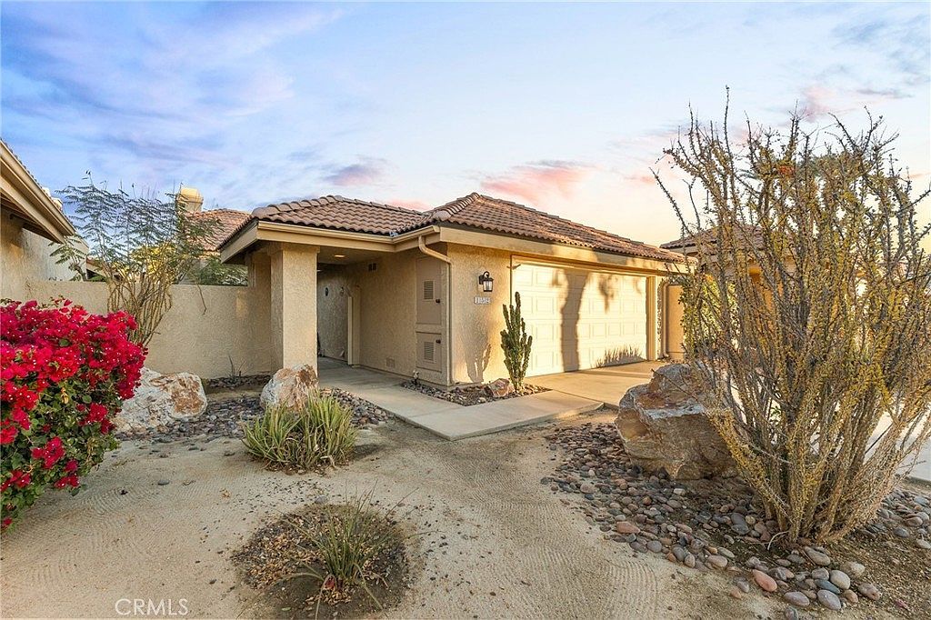 152 Verde Way Palm Desert, CA 92260 - Thumbnail 2