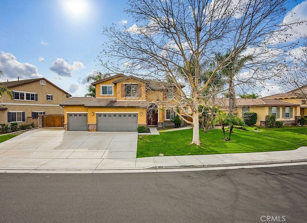 6721 Heathgrove Dr Corona, CA 92880 - Thumbnail 2