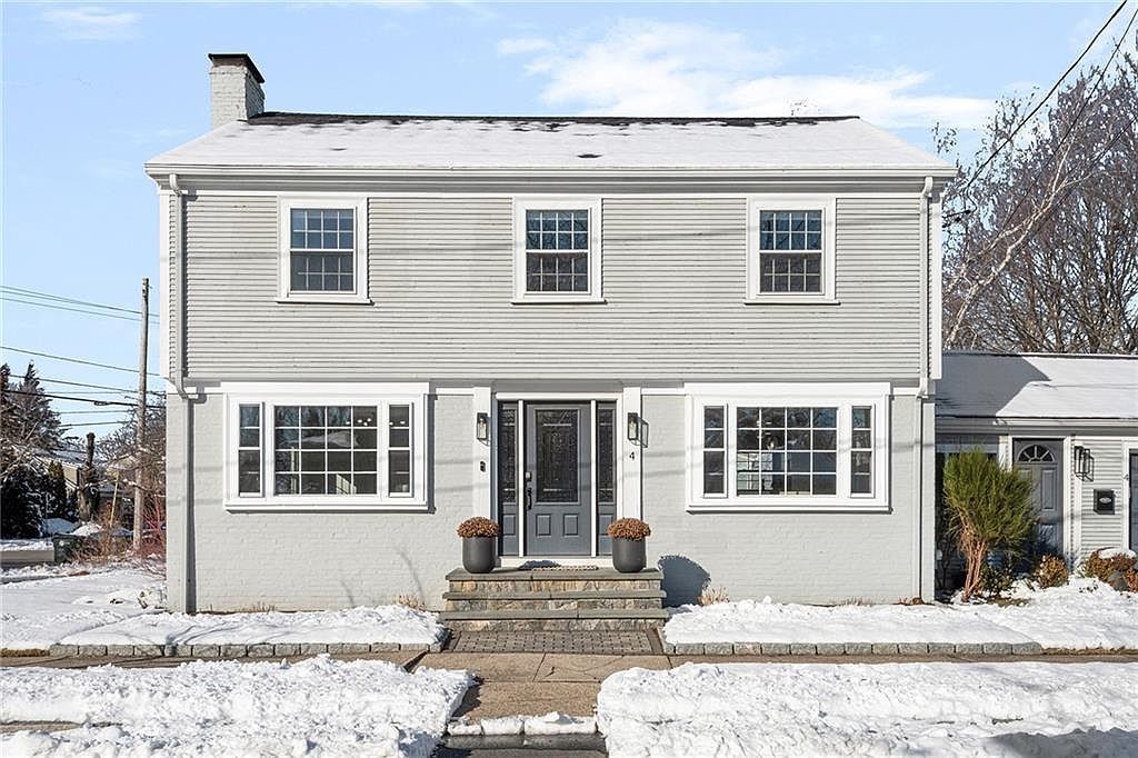 4 Mount Ave Providence, RI 02906 - Thumbnail 2