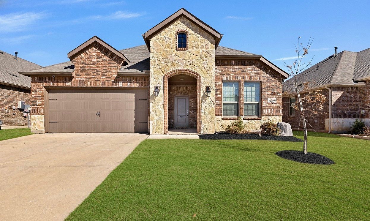10407 Twisting Springs Dr Aubrey, TX 76227 - Thumbnail 2