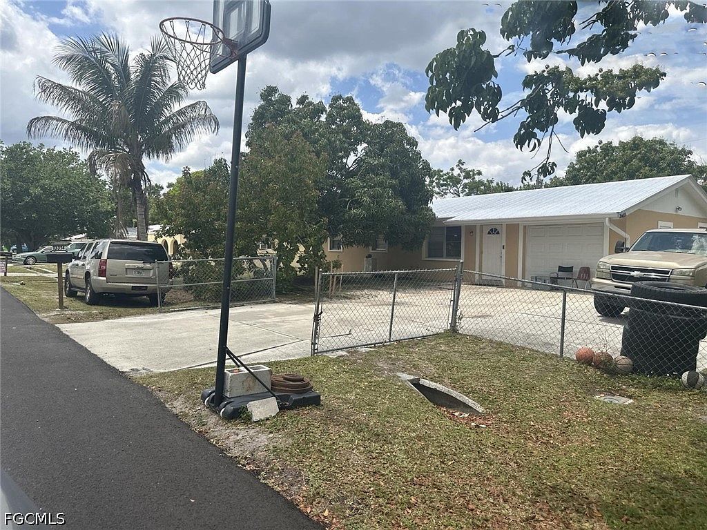 13314 2nd St Fort Myers, FL 33905  | Single Family
