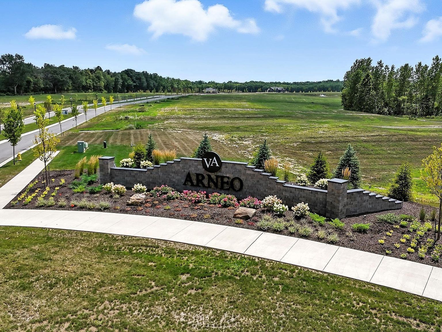 4384 Veritas Blvd Fort Wayne, IN 46825 - Thumbnail 2