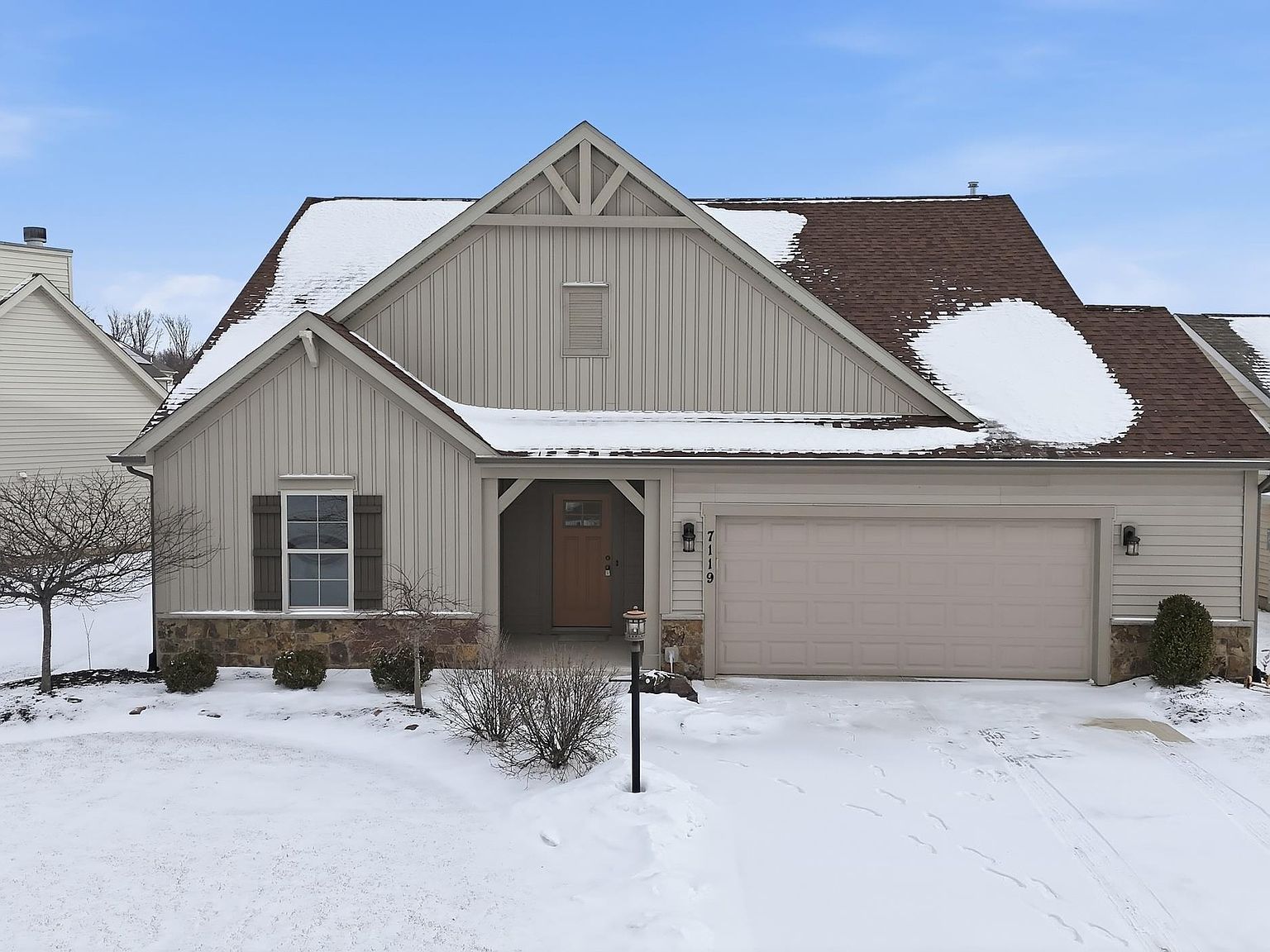 7119 Evansbrook Dr Fort Wayne, IN 46835 - Thumbnail 2