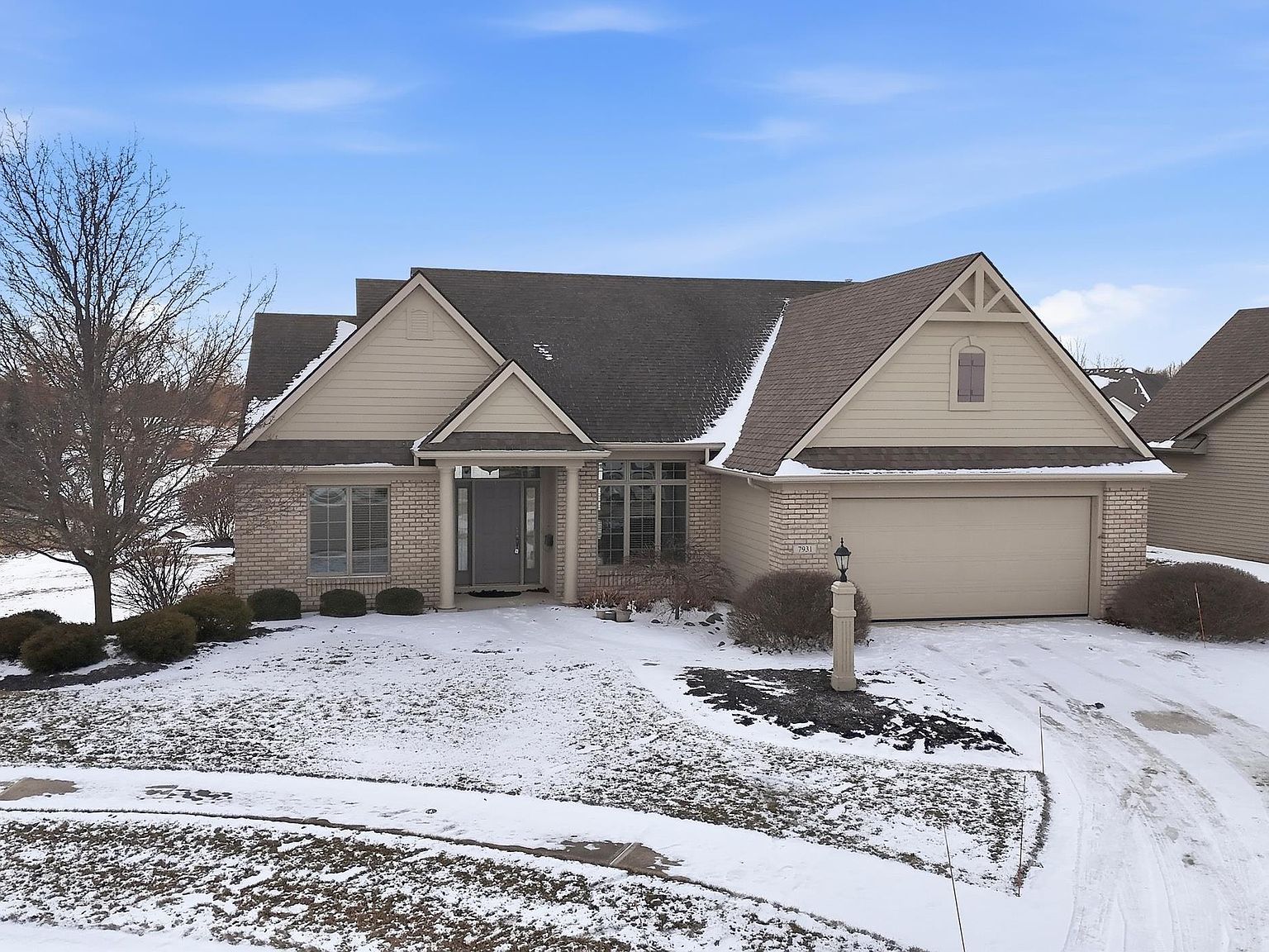 7931 Sky Breeze Ct Fort Wayne, IN 46804 - Thumbnail 2