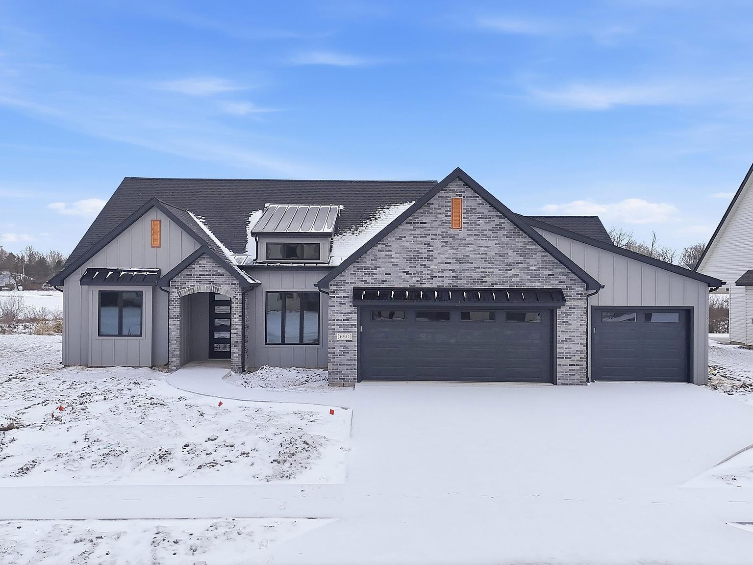 650 Grantham Psge Fort Wayne, IN 46845 - Thumbnail 2