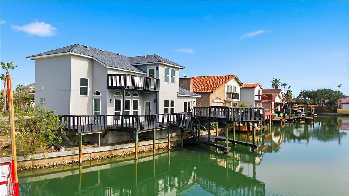 13745 Tajamar St Corpus Christi, TX 78418 - Thumbnail 2