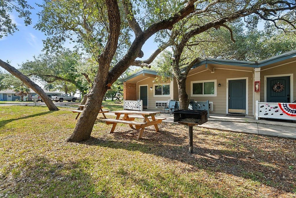 919 N Fulton Beach Rd APT 324 Fulton, TX 78358 - Thumbnail 2