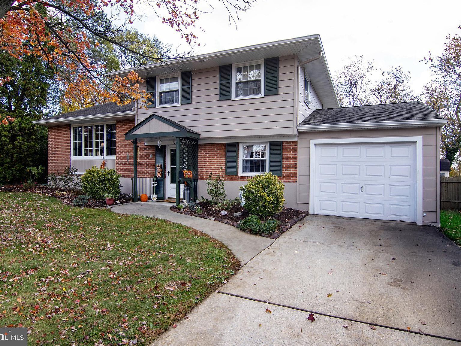 1042 Prospect Ln Somerdale, NJ 08083 - Thumbnail 2