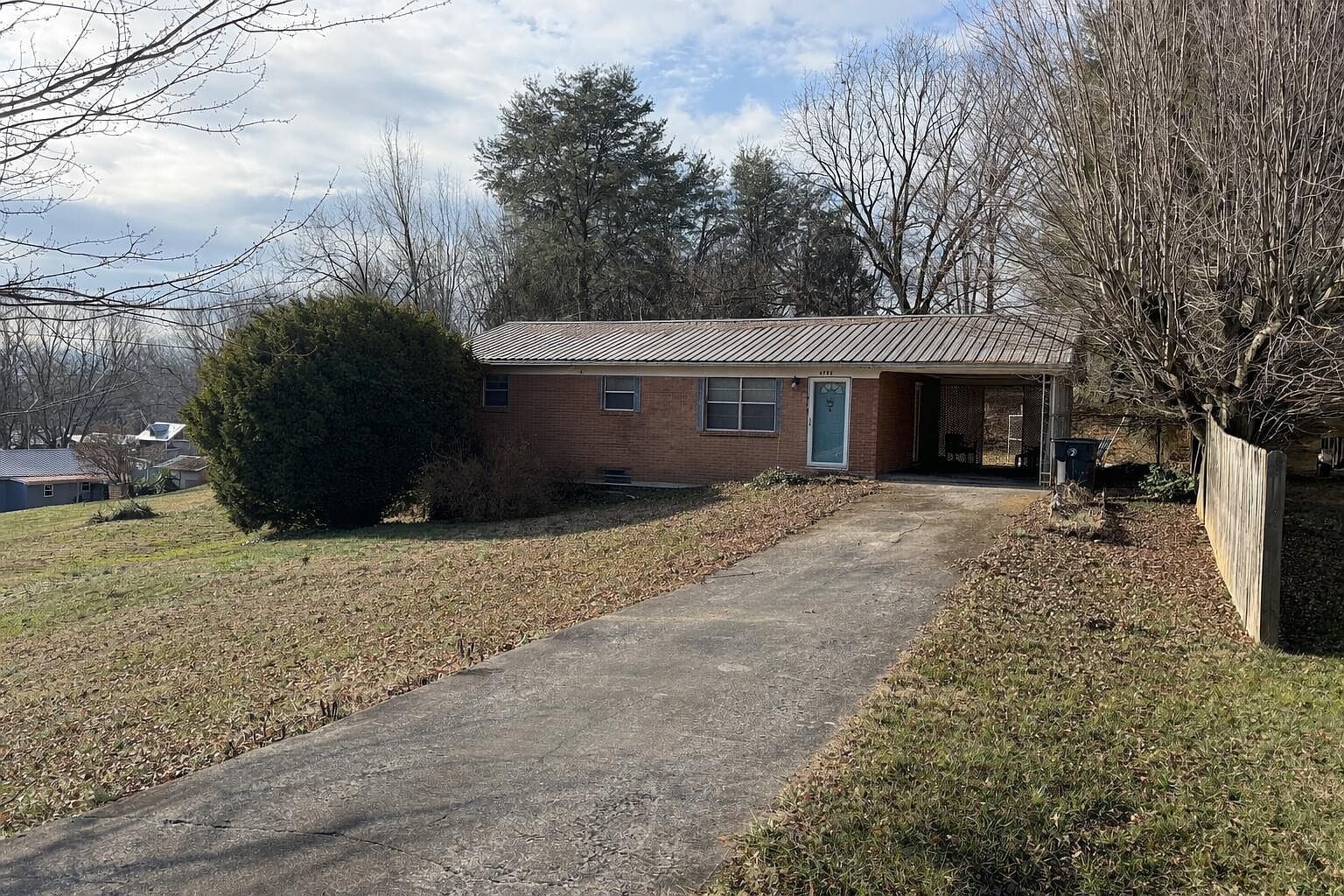 4796 Fuller Rd Morristown, TN 37813 - Thumbnail 2