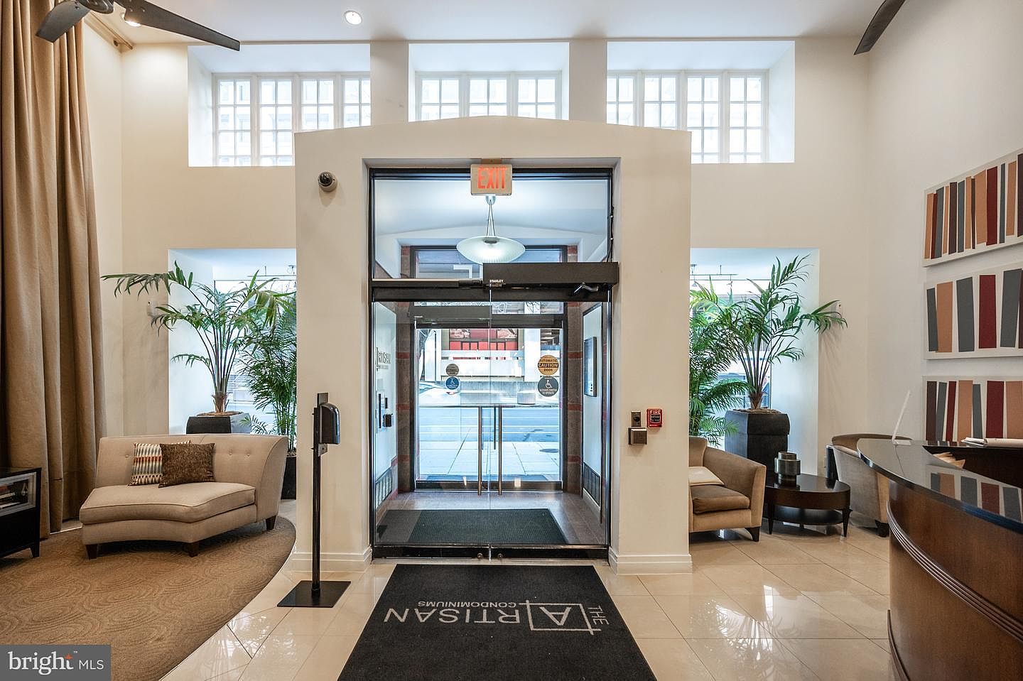 915 E St NW Condo Home 1214 Washington, DC 20004 - Thumbnail 2