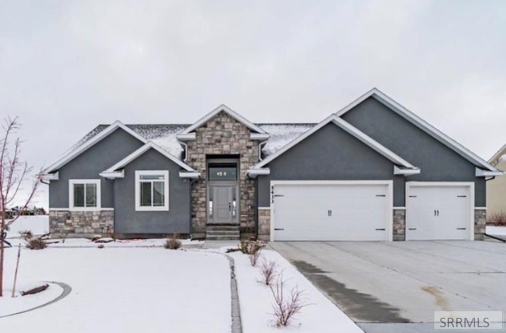 5433 Klamath Falls St Ammon, ID 83406 - Thumbnail 2