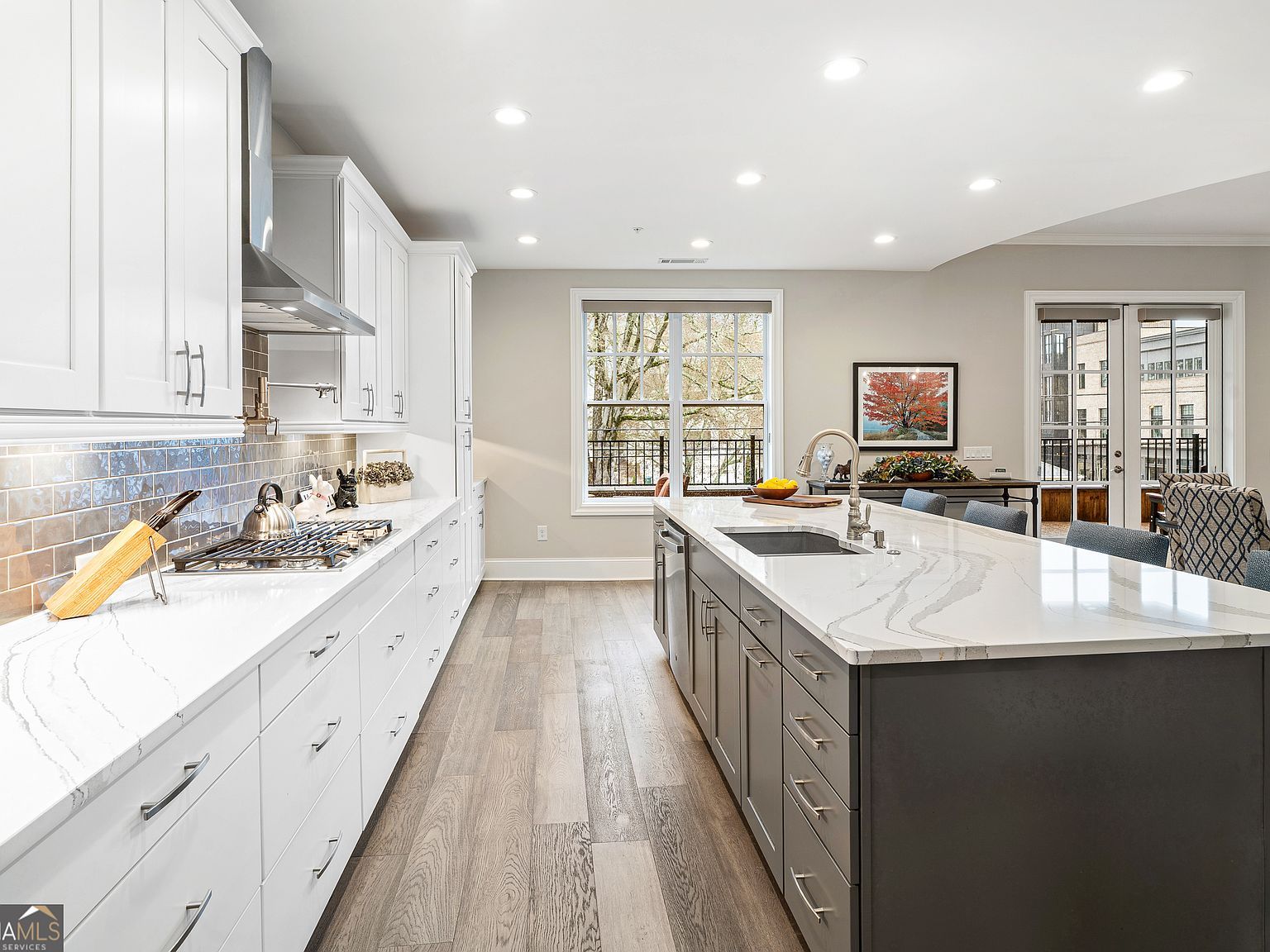 8255 Main St Woodstock, GA 30188 - Thumbnail 2