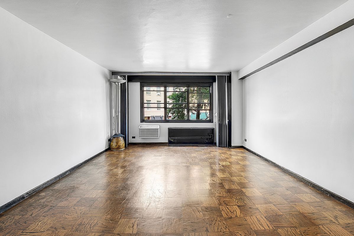 31 Jane St APT 2H New York, NY 10014 - Thumbnail 2