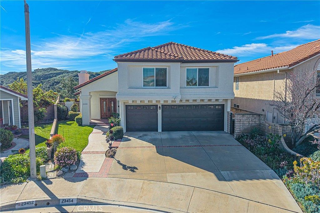 23454 Cloverdale Ct Santa Clarita, CA 91321 - Thumbnail 2