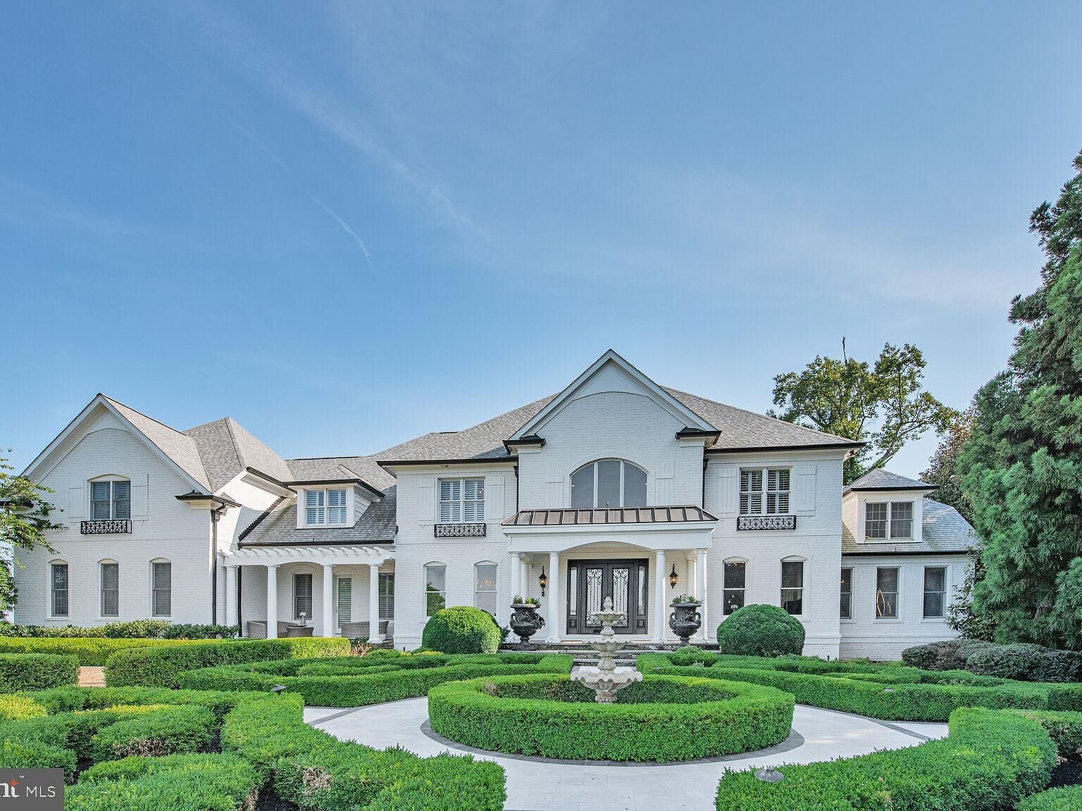 16717 Whirlaway Ct Leesburg, VA 20176 - Thumbnail 2