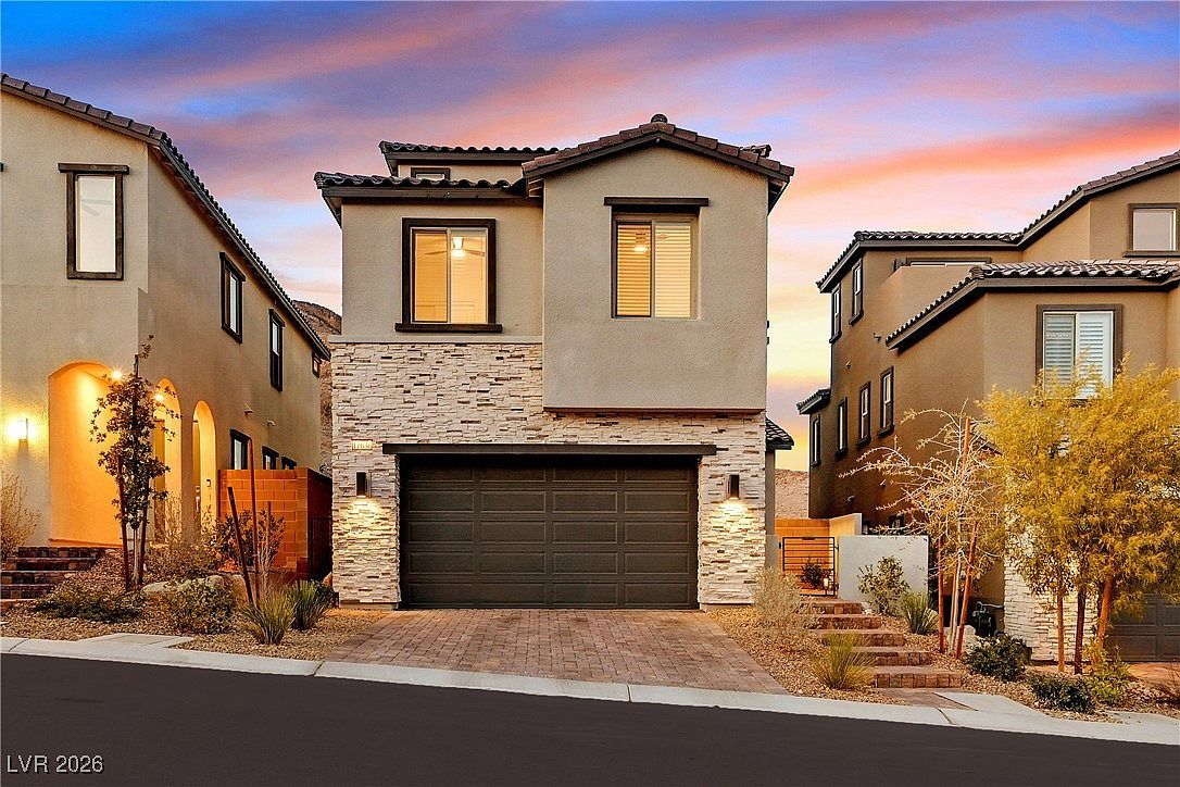 11636 Desert Hollow Ave Las Vegas, NV 89138 - Thumbnail 2