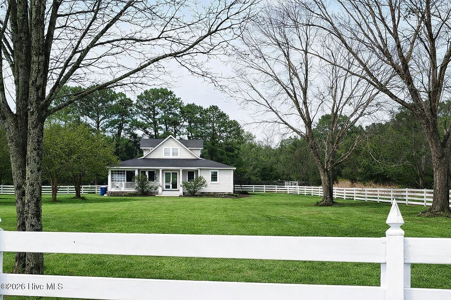 102 Emerald Ln Roper, NC 27970  | Single Family