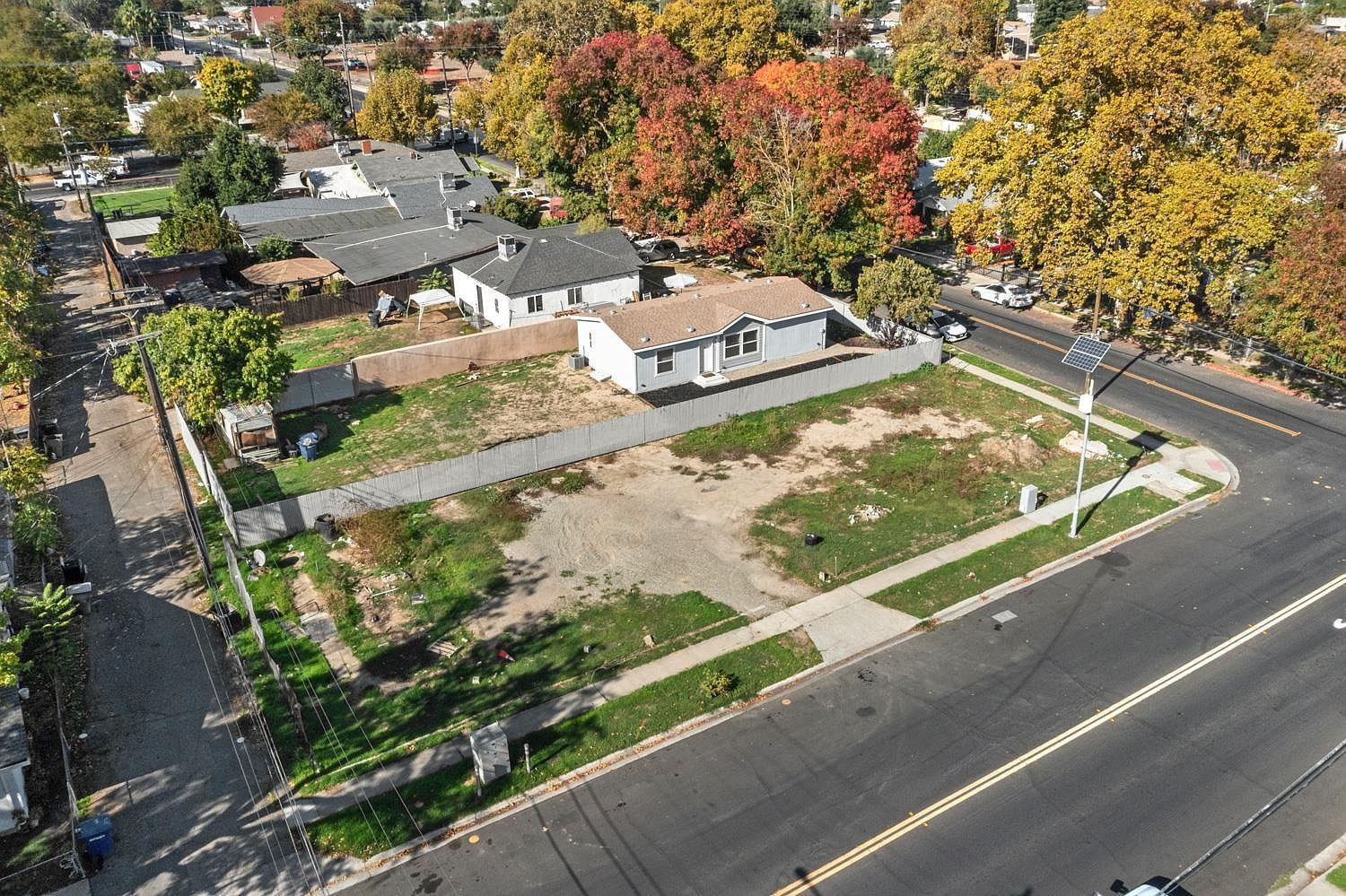303 California Ave Modesto, CA 95351  | Land/Lot