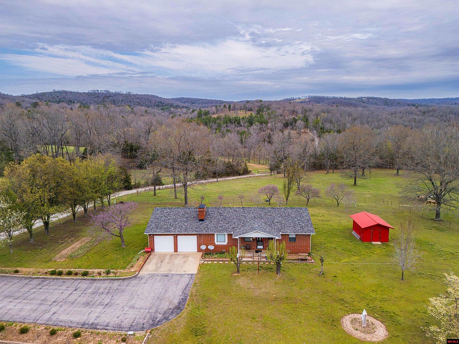 161 Mc #6026 Yellville, AR 72687  | Single Family