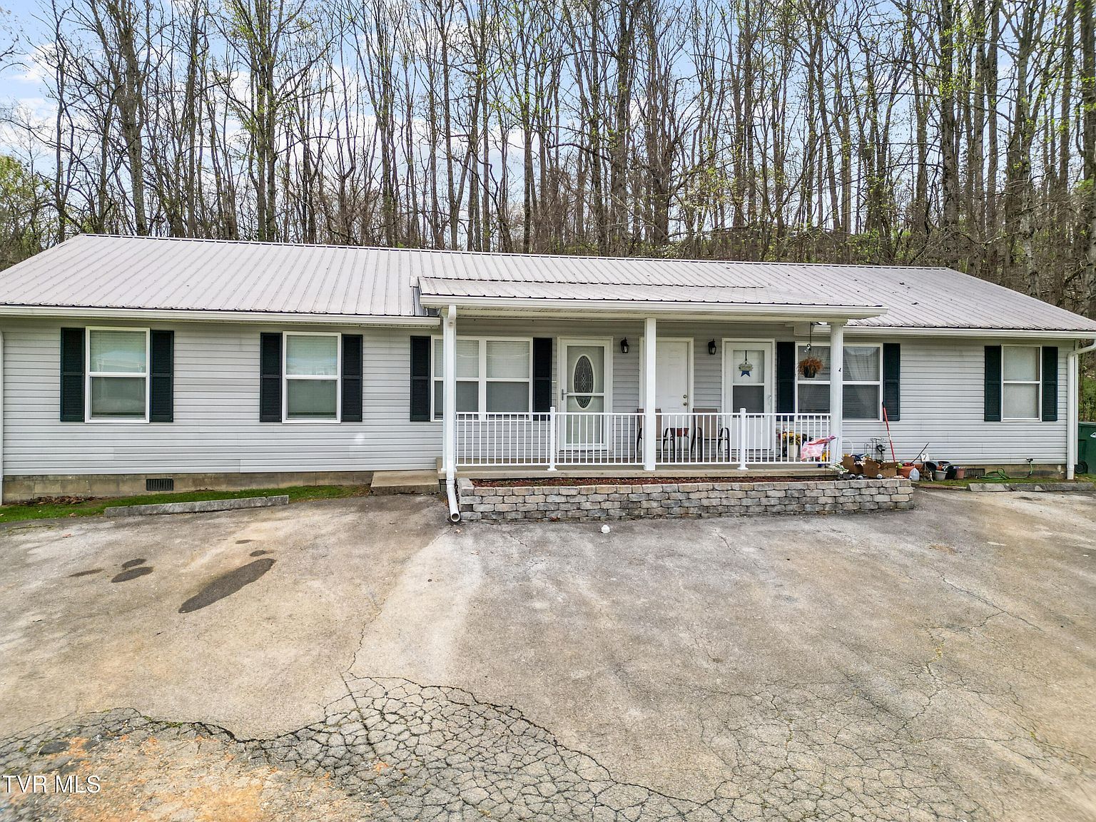 377 Bandy Rd Greeneville, TN 37743  | Single Family