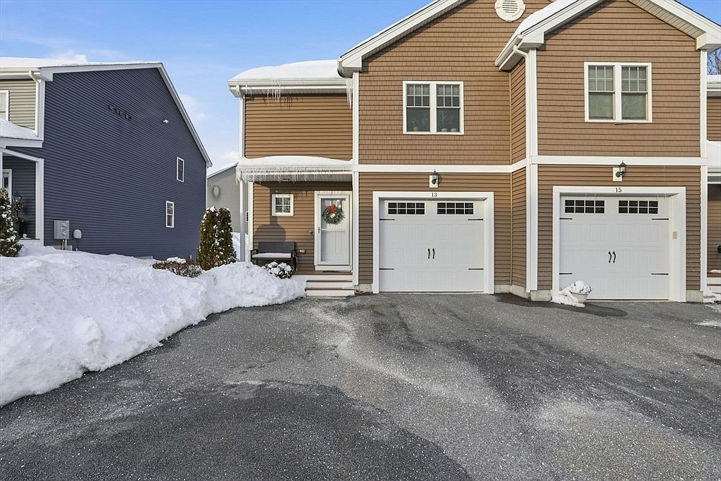 13 Beverlys Way #13 Lakeville, MA 02347 - Thumbnail 2