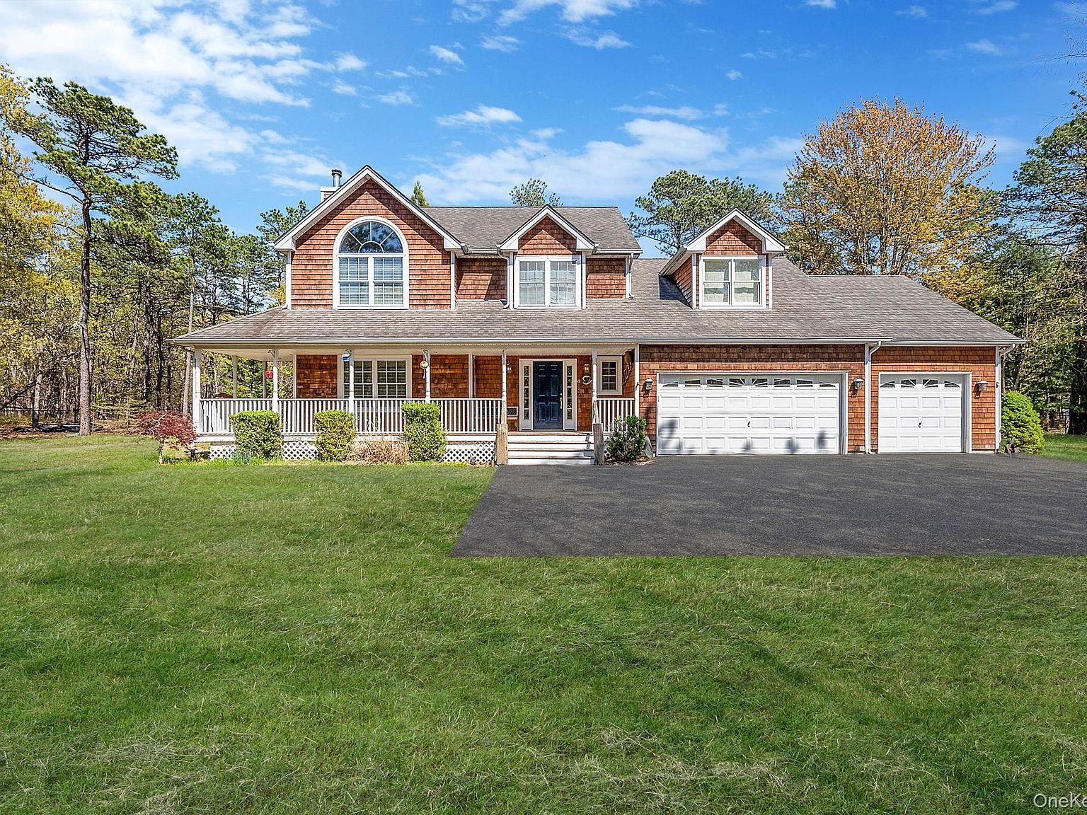 41 N Cozine Rd Manorville, NY 11949, 11949