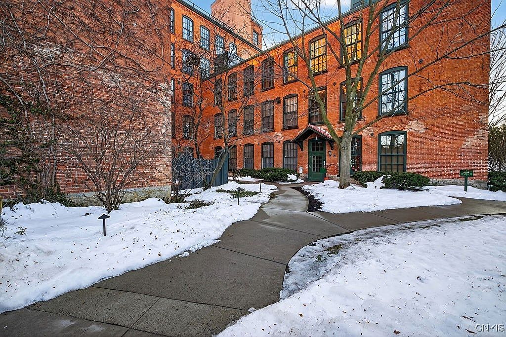 429 N Franklin St #314 & 315 Syracuse, NY 13202 - Thumbnail 2