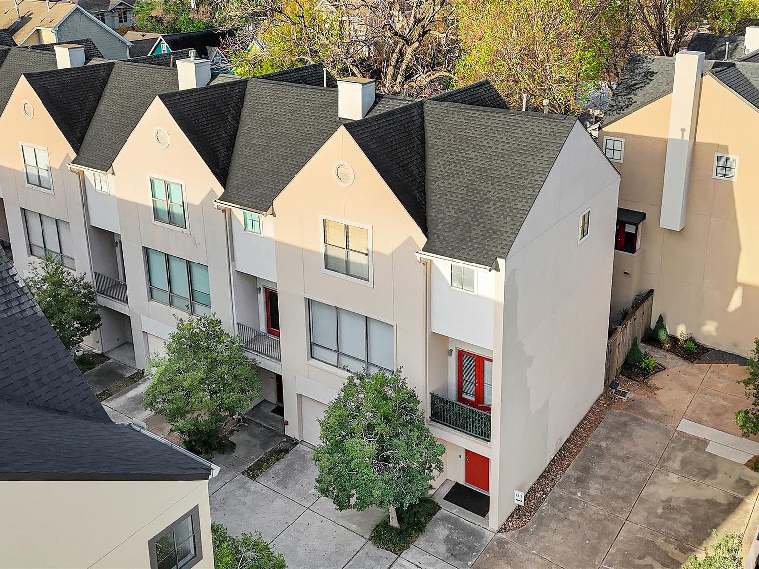 939 Colorado St Unit 8 Houston, TX 77007  | New build