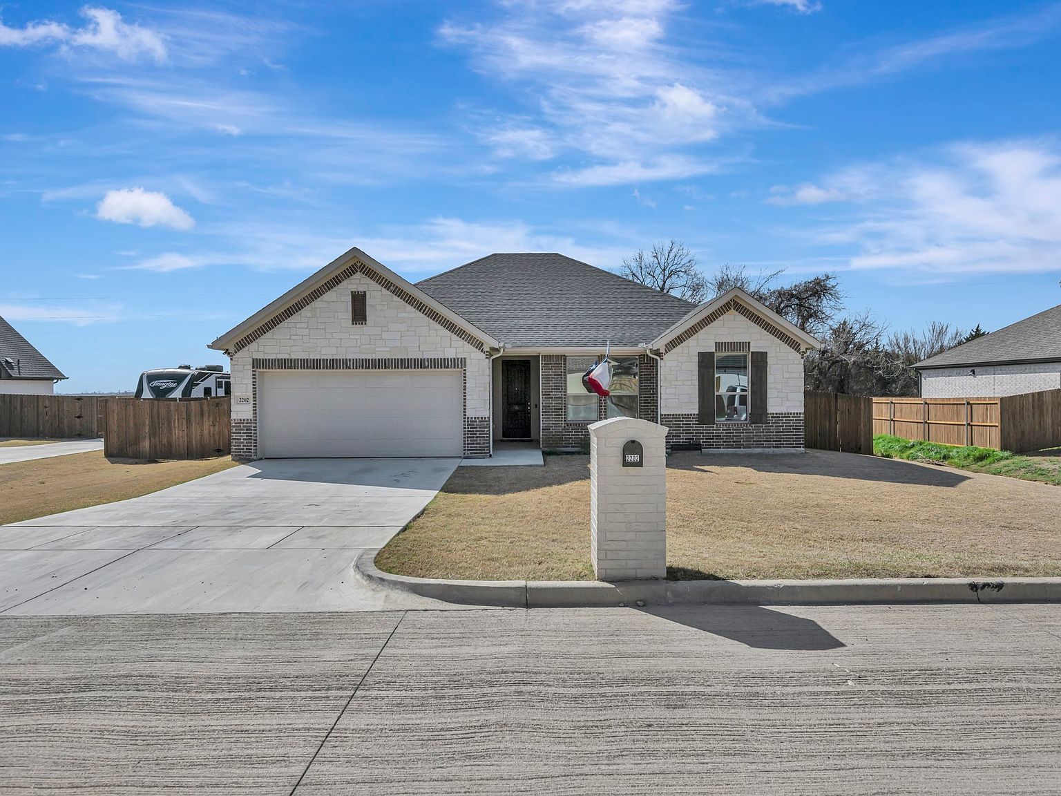 2202 Briarwood Dr Bridgeport, TX 76426  | Single Family