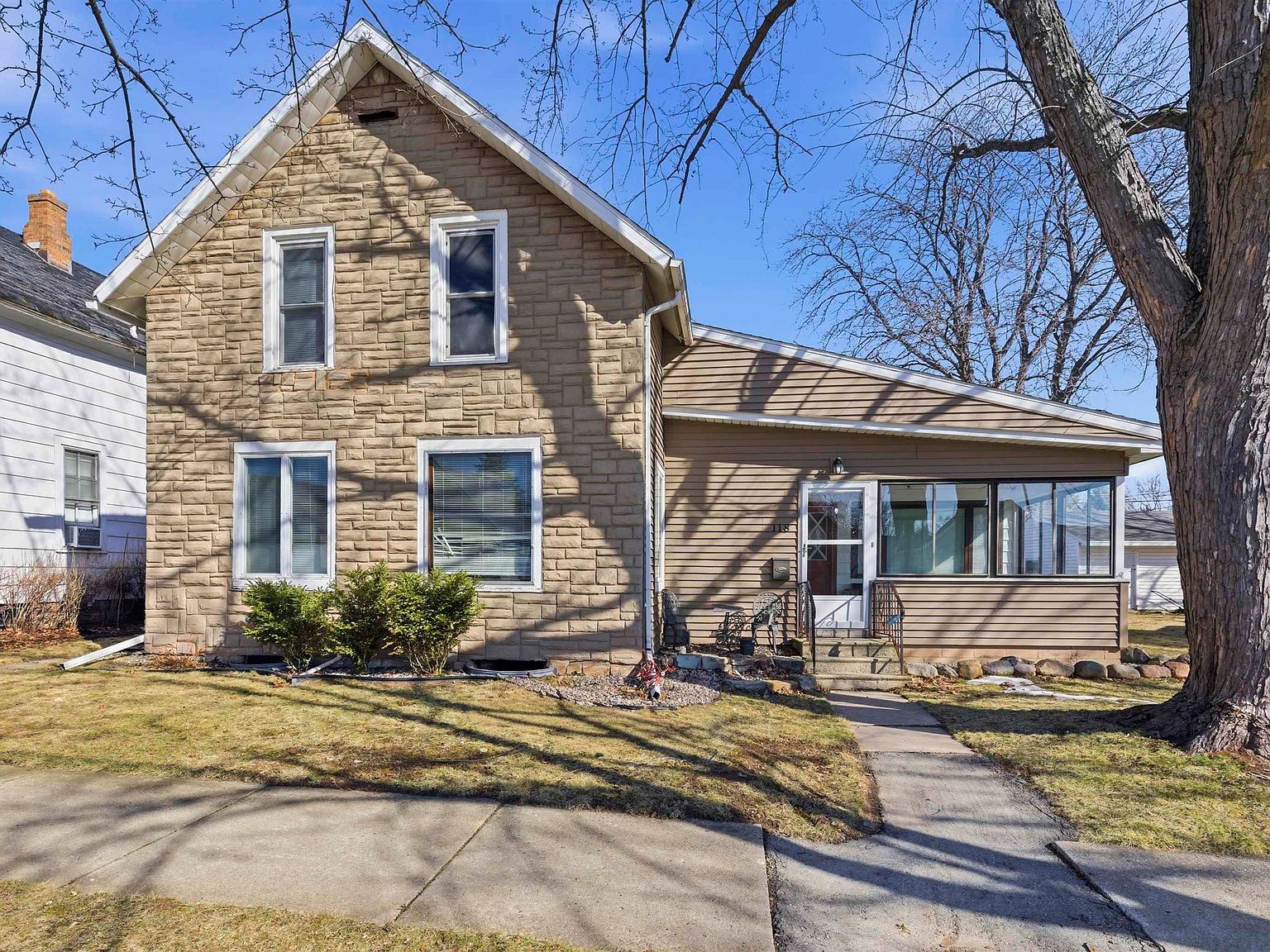 118 W 6th St Kaukauna, WI 54130  | Multi Family