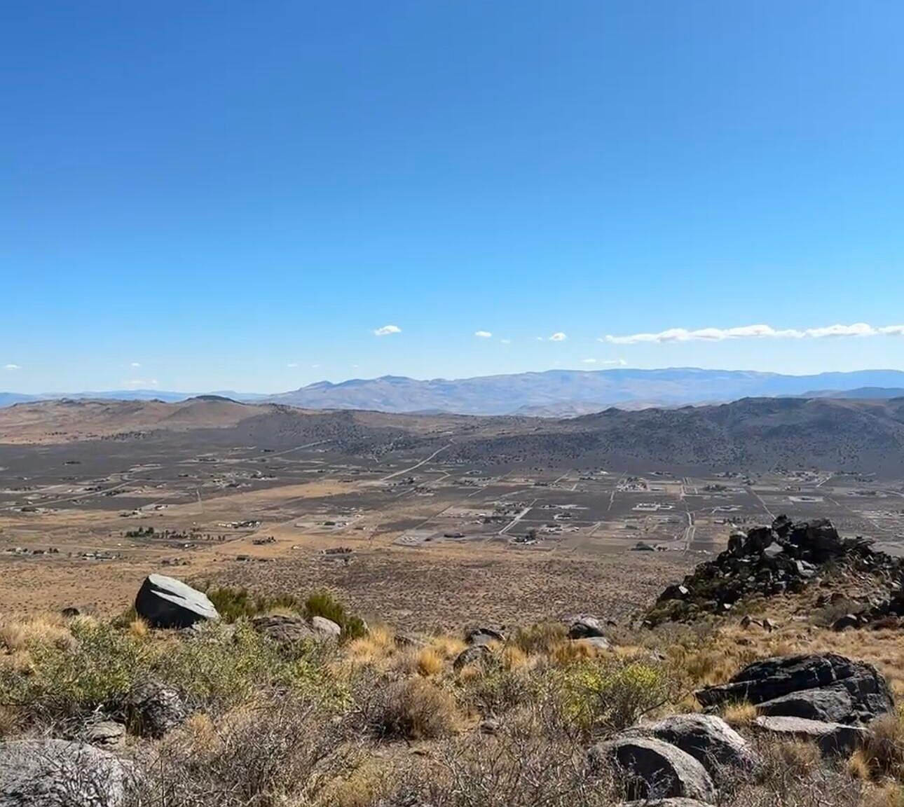 1325 Freds Mountain Rd Reno, NV 89508 - Thumbnail 2