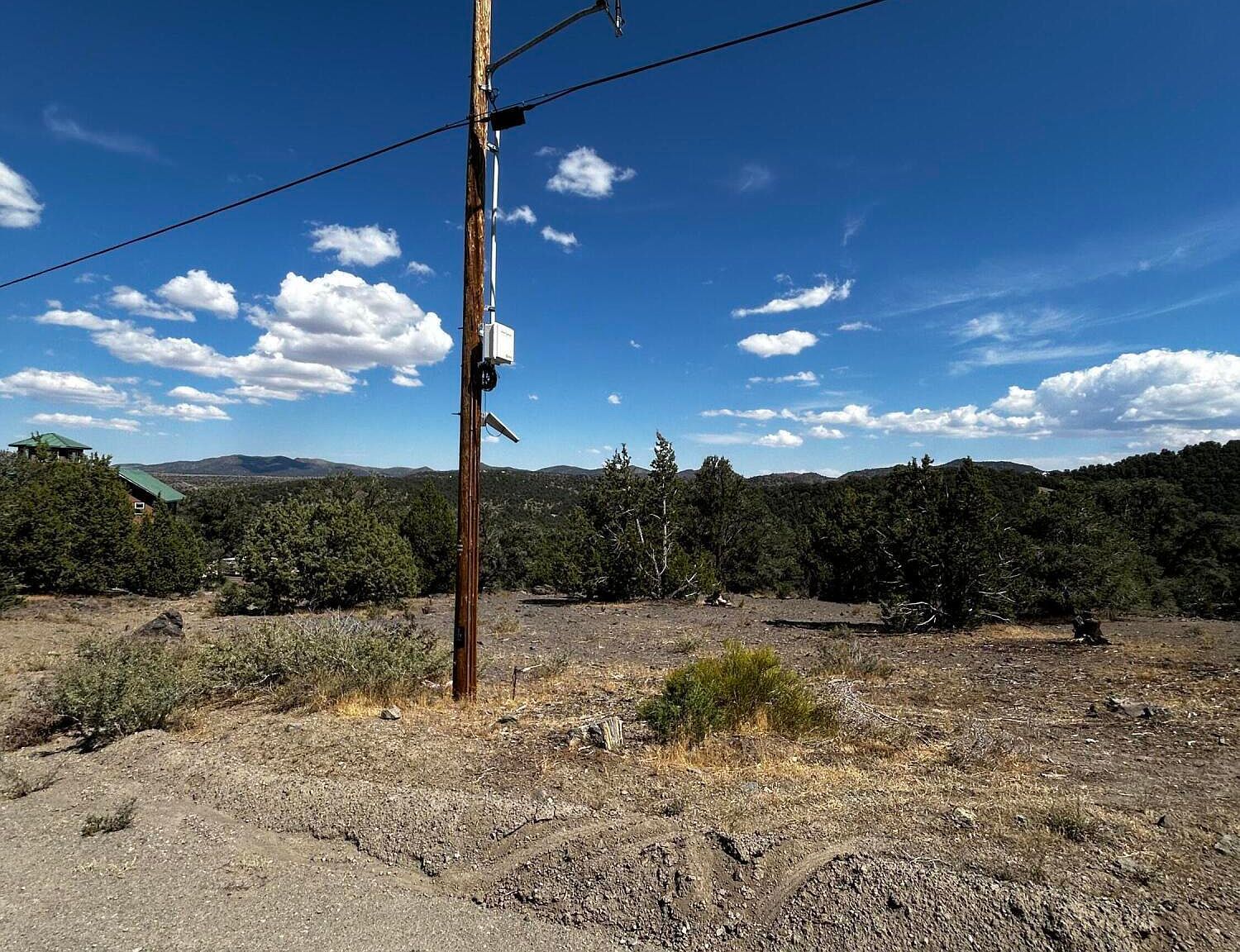 2035 Silverado Rd Reno, NV 89521 - Thumbnail 2