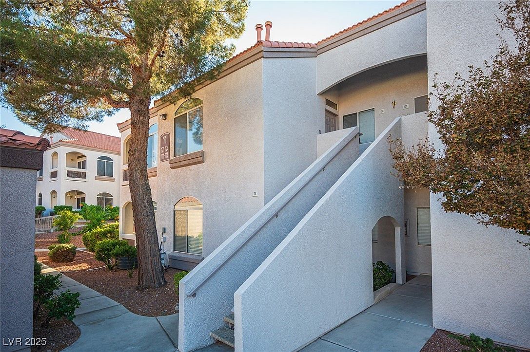 700 Carnegie St APT 1124 Henderson, NV 89052 - Thumbnail 2