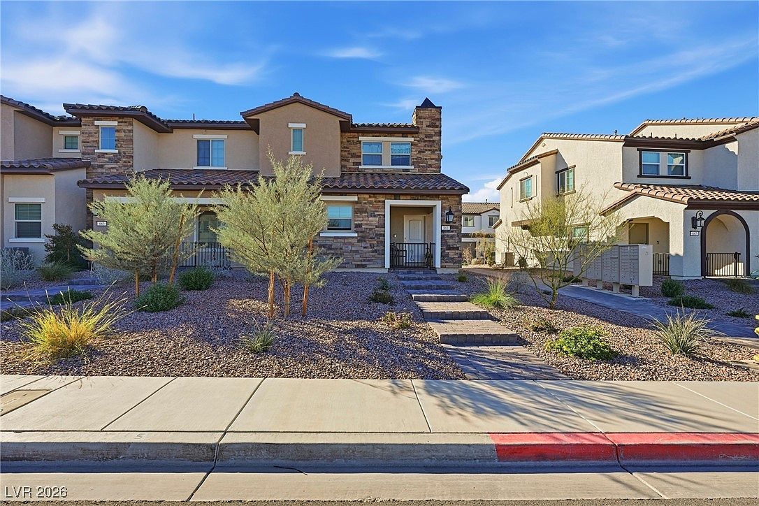 885 Watford Pl Henderson, NV 89011 - Thumbnail 2