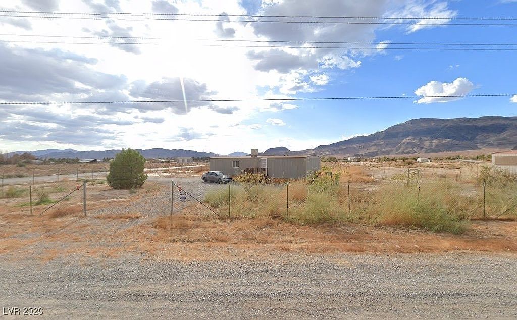 4400 N Leslie St Pahrump, NV 89060 - Thumbnail 2