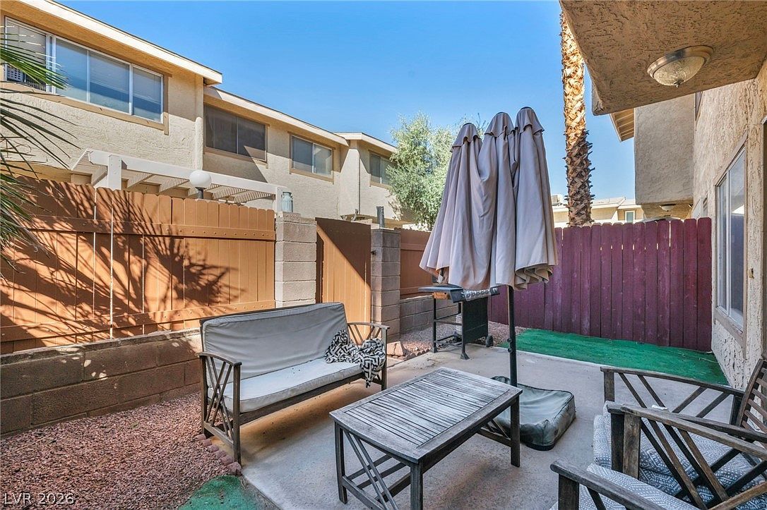 6443 Big Pine Way Las Vegas, NV 89108 - Thumbnail 2