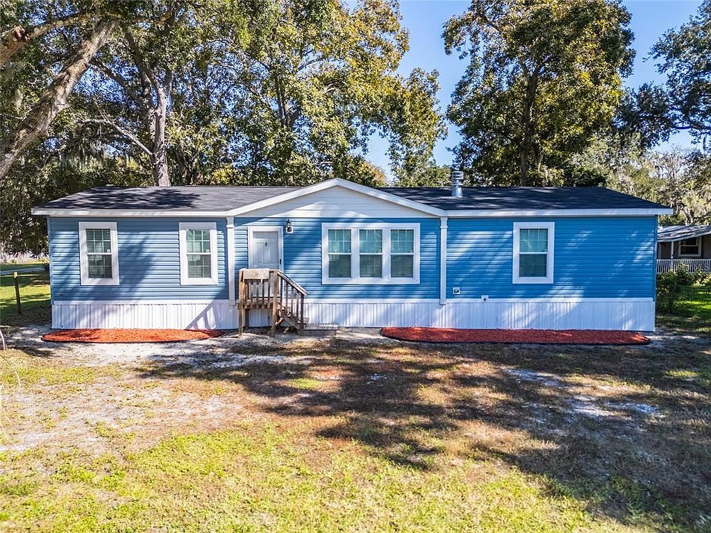 689 Eagle Watch Rd Oak Hill, FL 32759 - Thumbnail 2